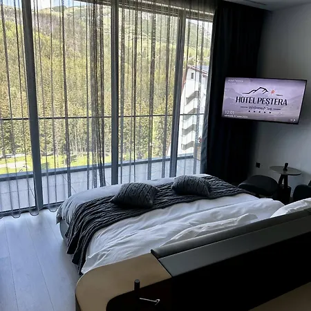 מלון Pestera Wellness &